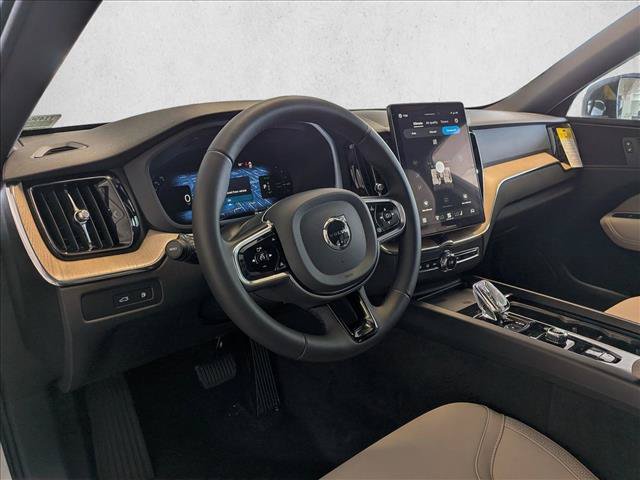 New 2026 Volvo XC60 T8 Plus w/ Climate Package PRO AWD/4WD image 3