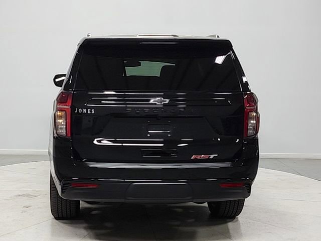 Used 2024 Chevrolet Suburban RST RWD image 6
