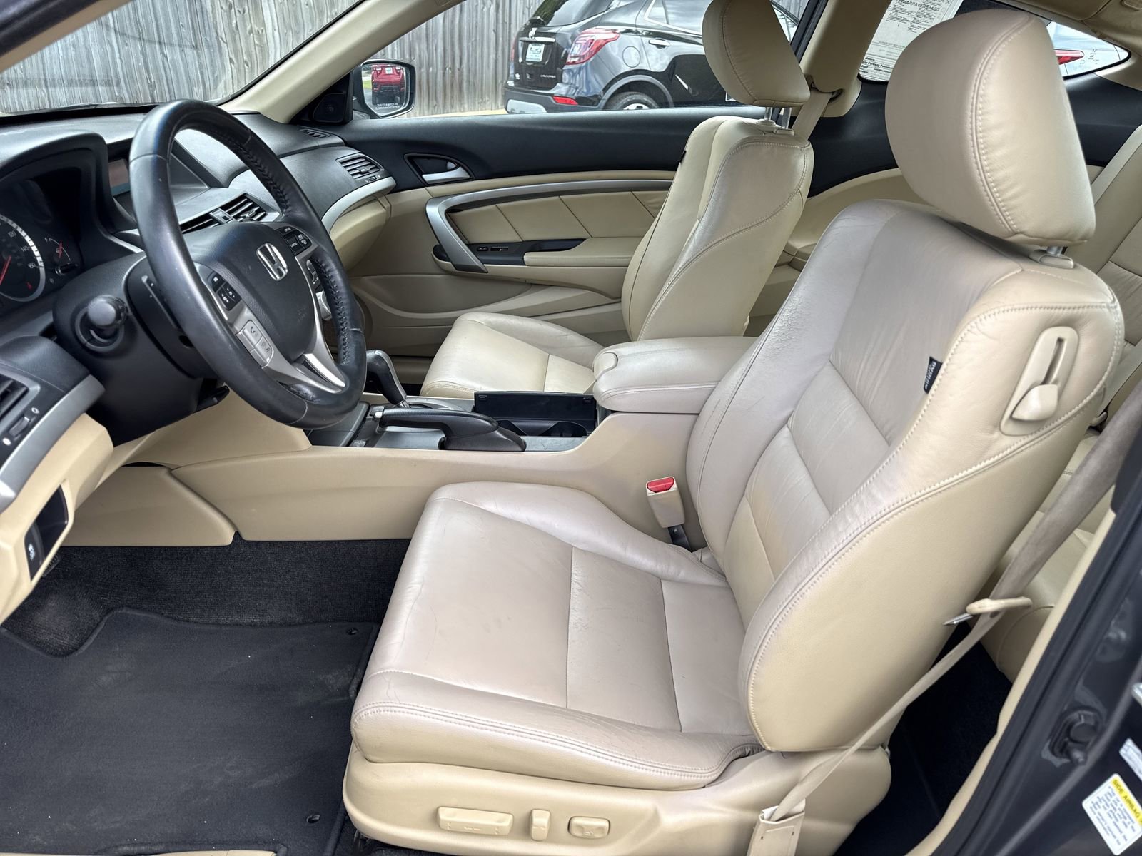 Used 2012 Honda Accord EX-L image 10