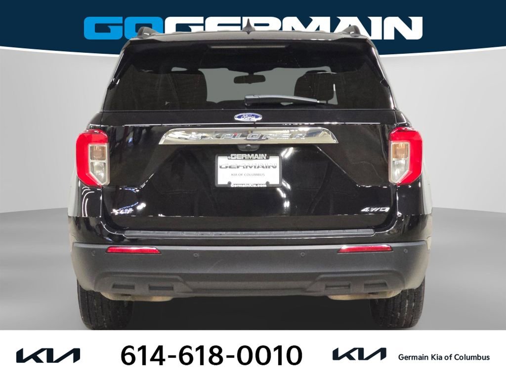 Used 2023 Ford Explorer XLT image 10