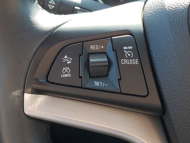 Used 2017 Chevrolet Trax Premier w/ Driver Confidence II Package AWD/4WD image 25