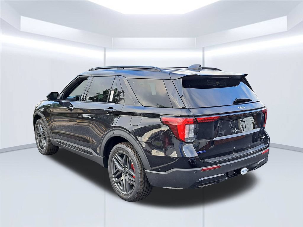 New 2026 Ford Explorer ST-Line w/ ST-Line Street Pack AWD/4WD image 5