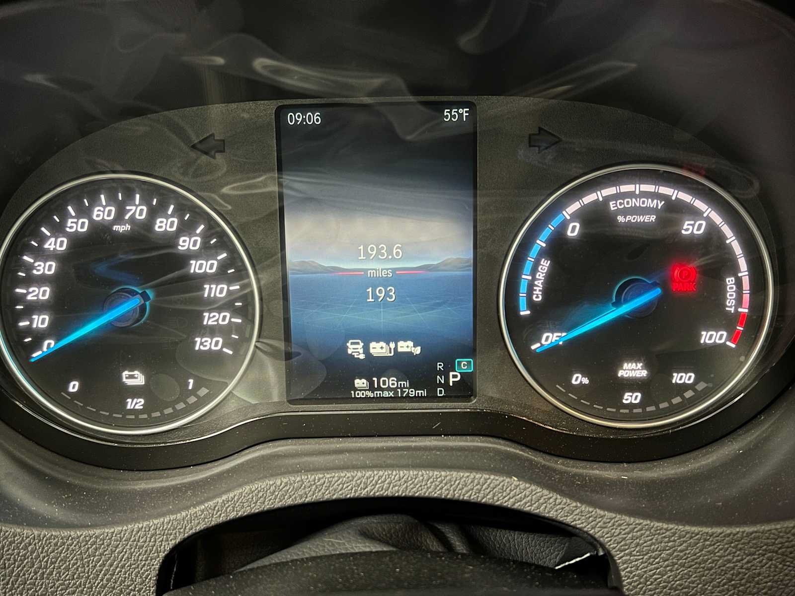 New 2025 Mercedes-Benz eSprinter 144 Cargo image 29