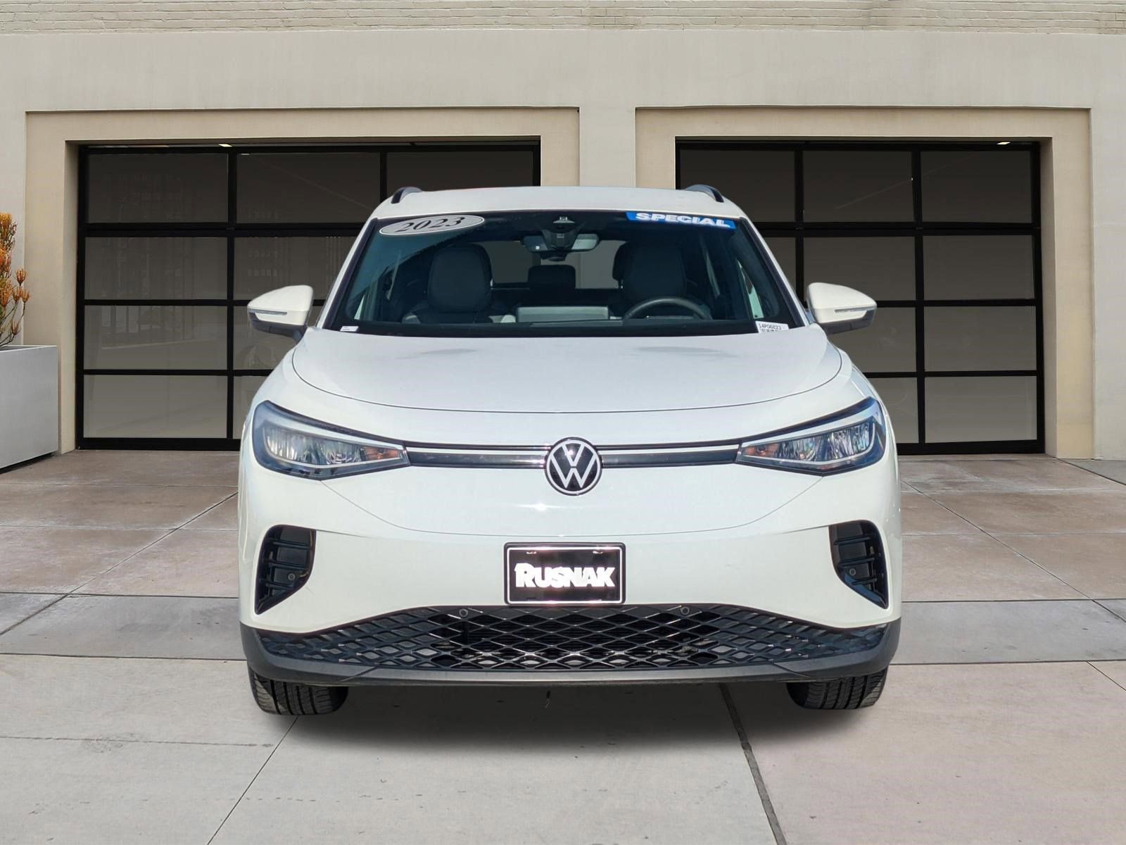 Used 2023 Volkswagen ID.4 Pro image 6