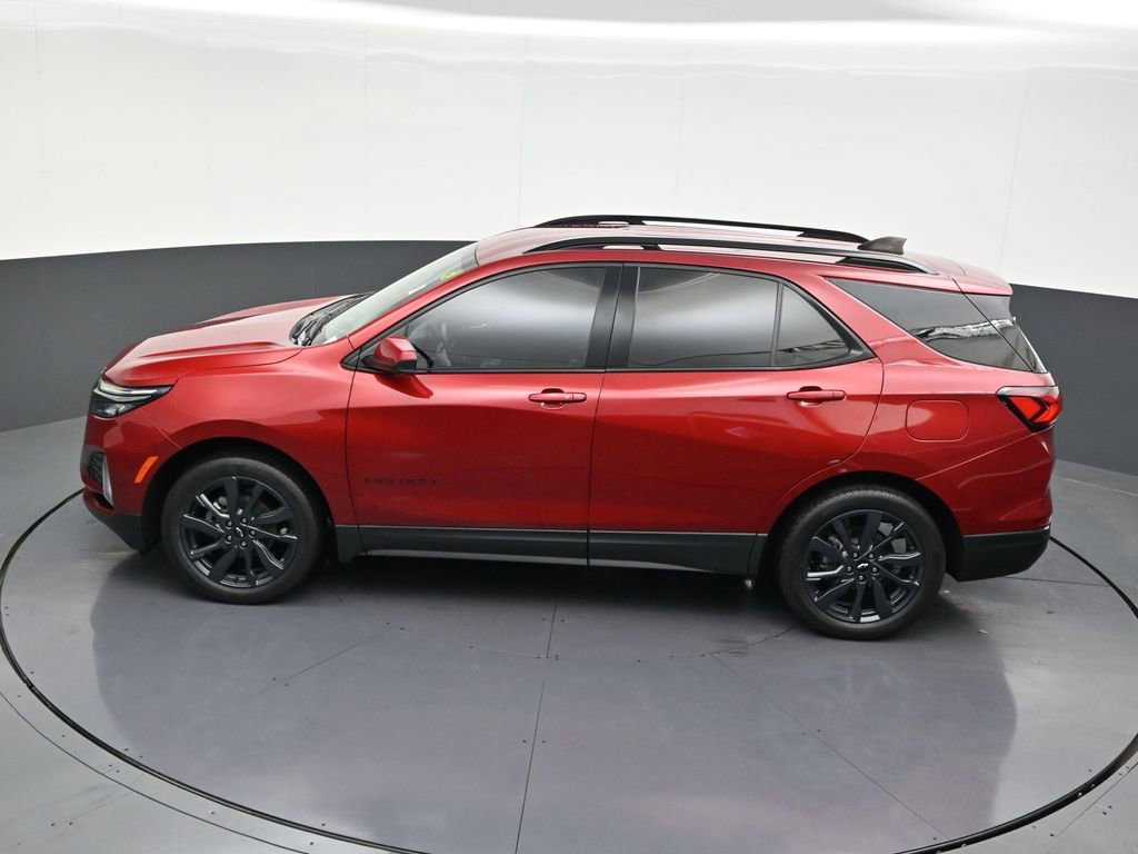 Used 2023 Chevrolet Equinox RS image 16