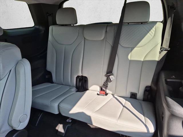 Used 2024 Hyundai Palisade SEL FWD image 20