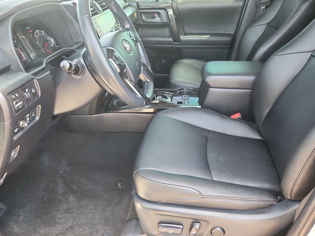 Used 2023 Toyota 4Runner 40th Anniversary SE AWD/4WD image 7