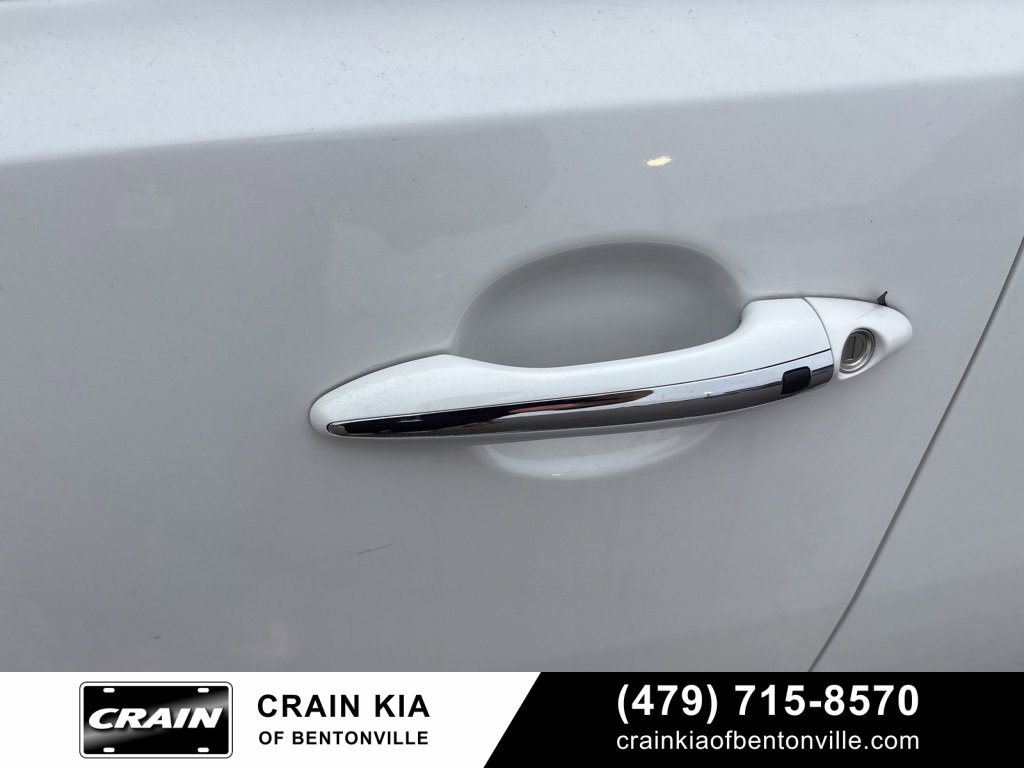 Used 2015 Kia Optima EX image 9