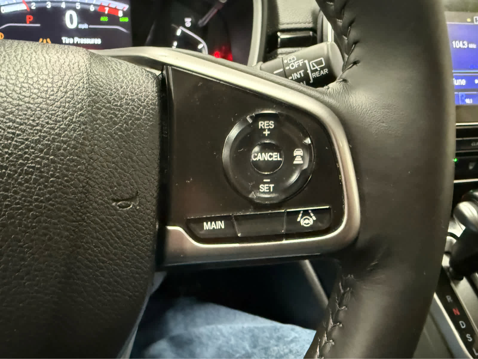 Used 2022 Honda CR-V EX-L image 13