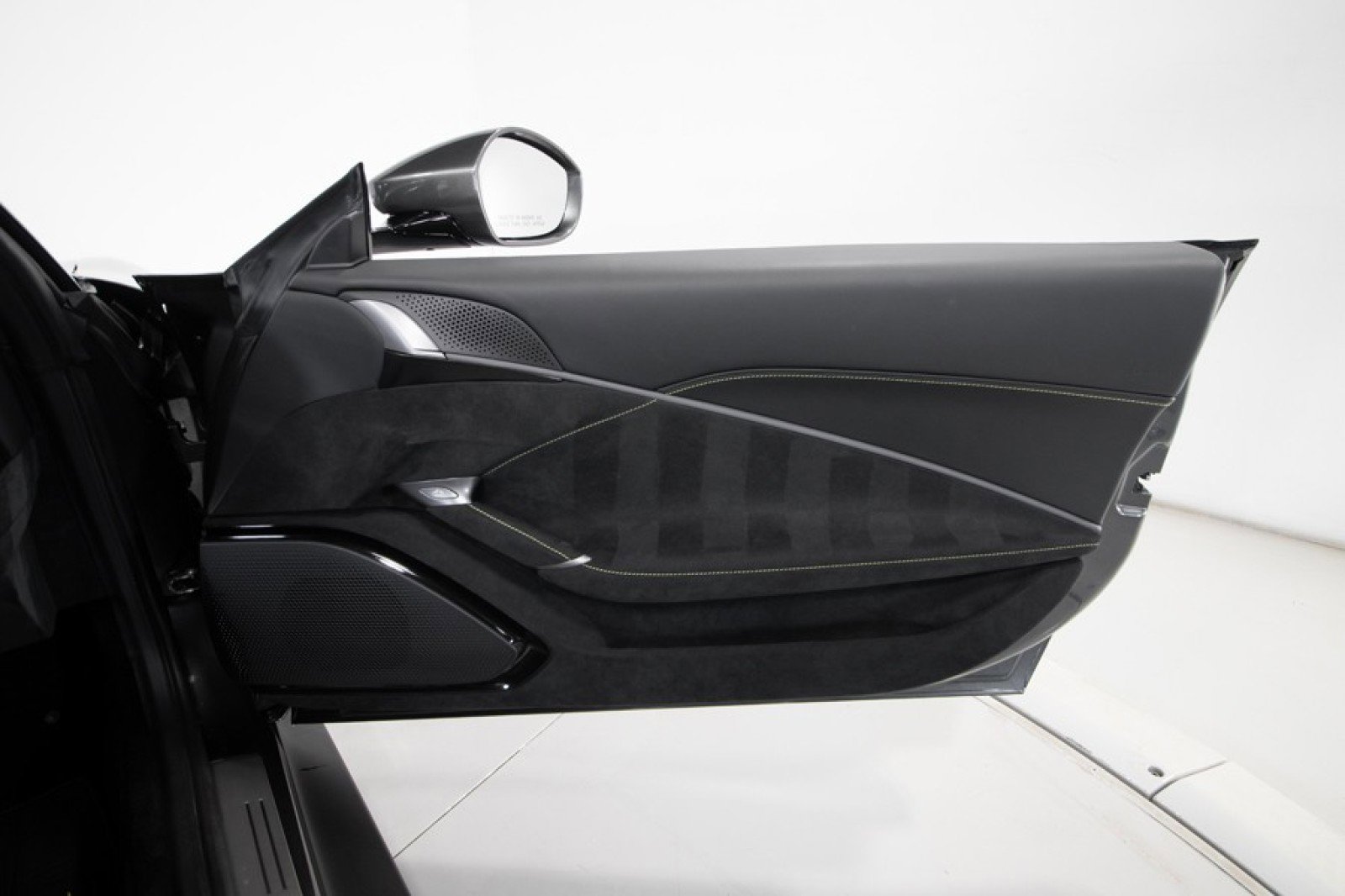 Used 2021 Ferrari Roma RWD image 41