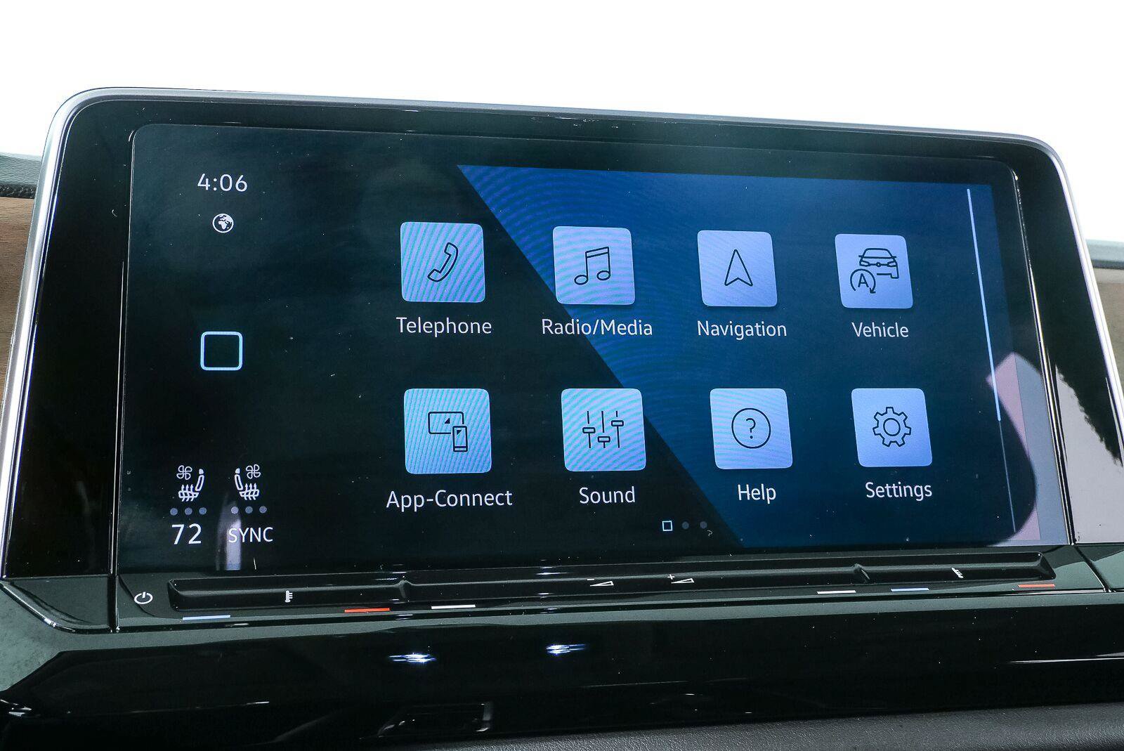Used 2026 Volkswagen Atlas SE w/ Panoramic Sunroof Package AWD/4WD image 13