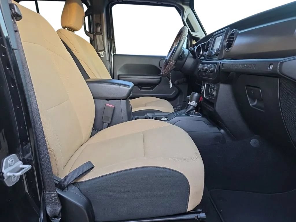 Used 2018 Jeep Wrangler Unlimited Sport AWD/4WD image 15