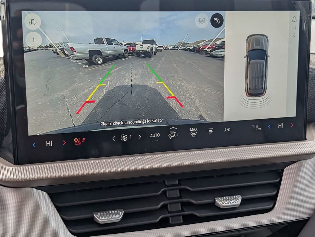 New 2025 Ford Explorer Active w/ Active Comfort Package image 3