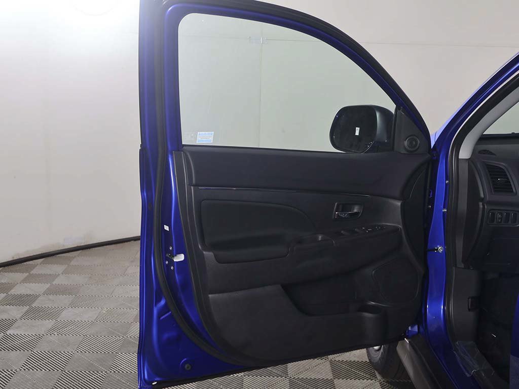 New 2027 Mitsubishi Outlander Sport FWD image 19