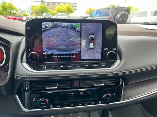 Used 2023 Nissan Rogue Platinum w/ Platinum Premium Package image 21