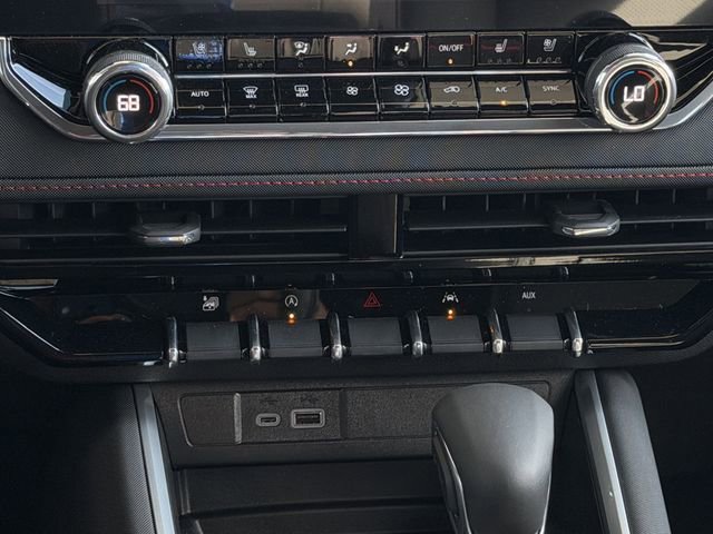 New 2026 Chevrolet Colorado Z71 w/ Technology Package image 14