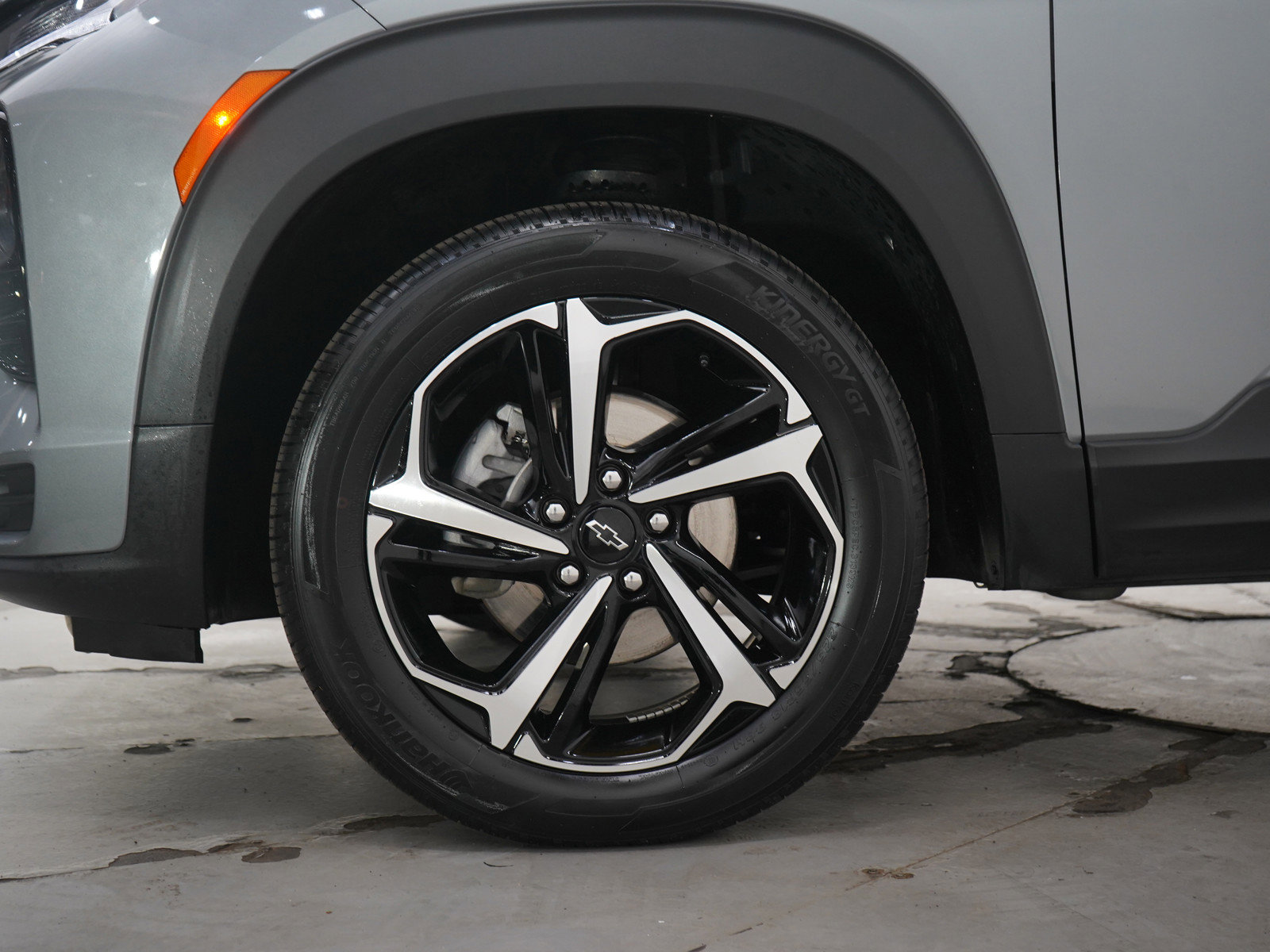 Used 2023 Chevrolet TrailBlazer RS w/ Convenience Package image 28