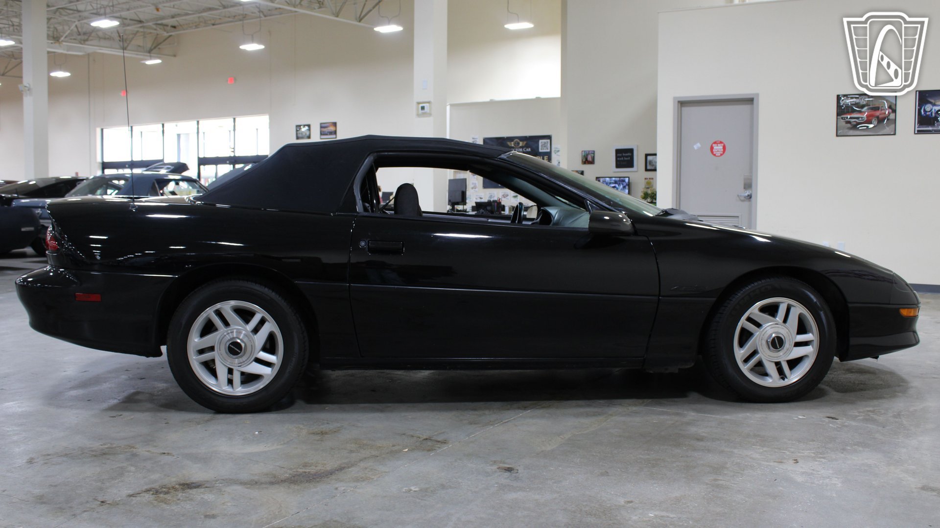 Used 1995 Chevrolet Camaro Z28 RWD image 35