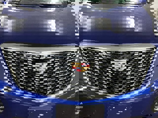 New 2026 Cadillac XT5 Premium Luxury w/ LPO, Floor Liner Package image 9