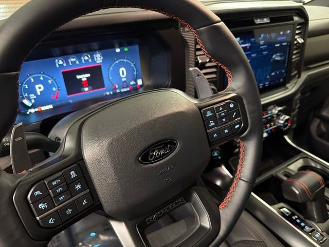 Used 2025 Ford F150 Raptor AWD/4WD image 31