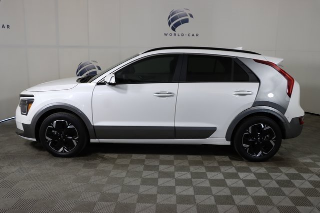 Used 2023 Kia Niro Wave image 4