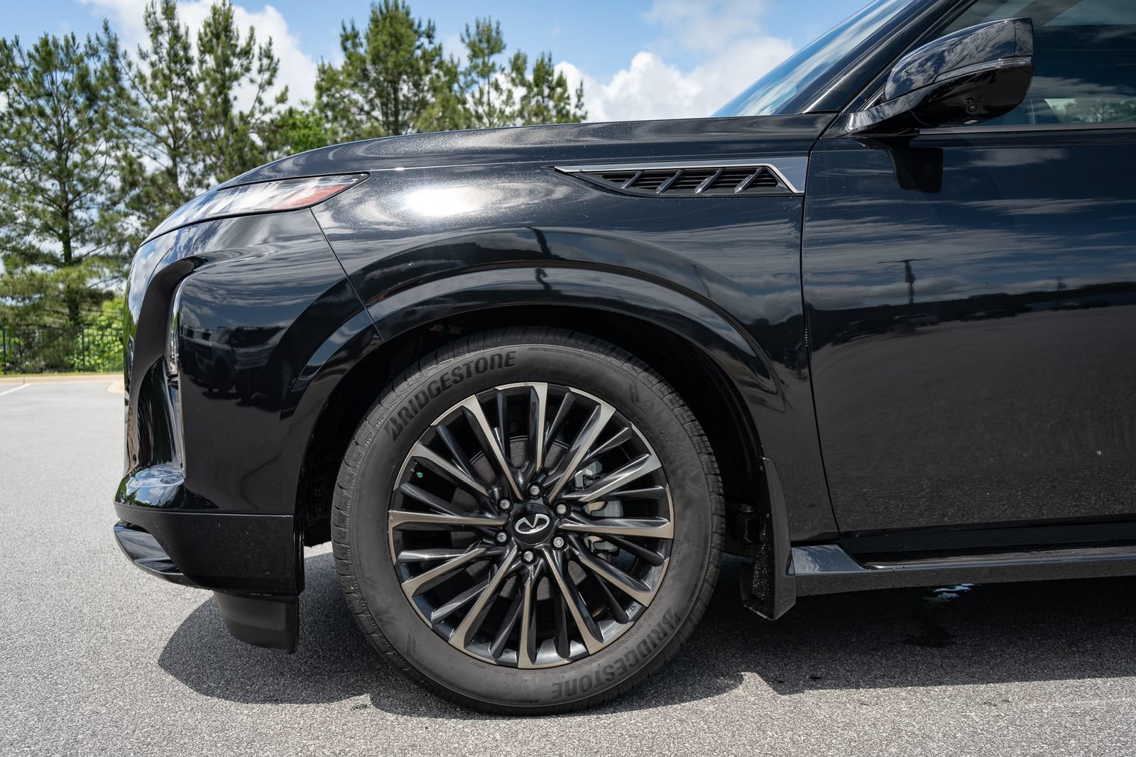 Used 2026 INFINITI QX80 Autograph w/ Premium Cargo Package AWD/4WD image 11