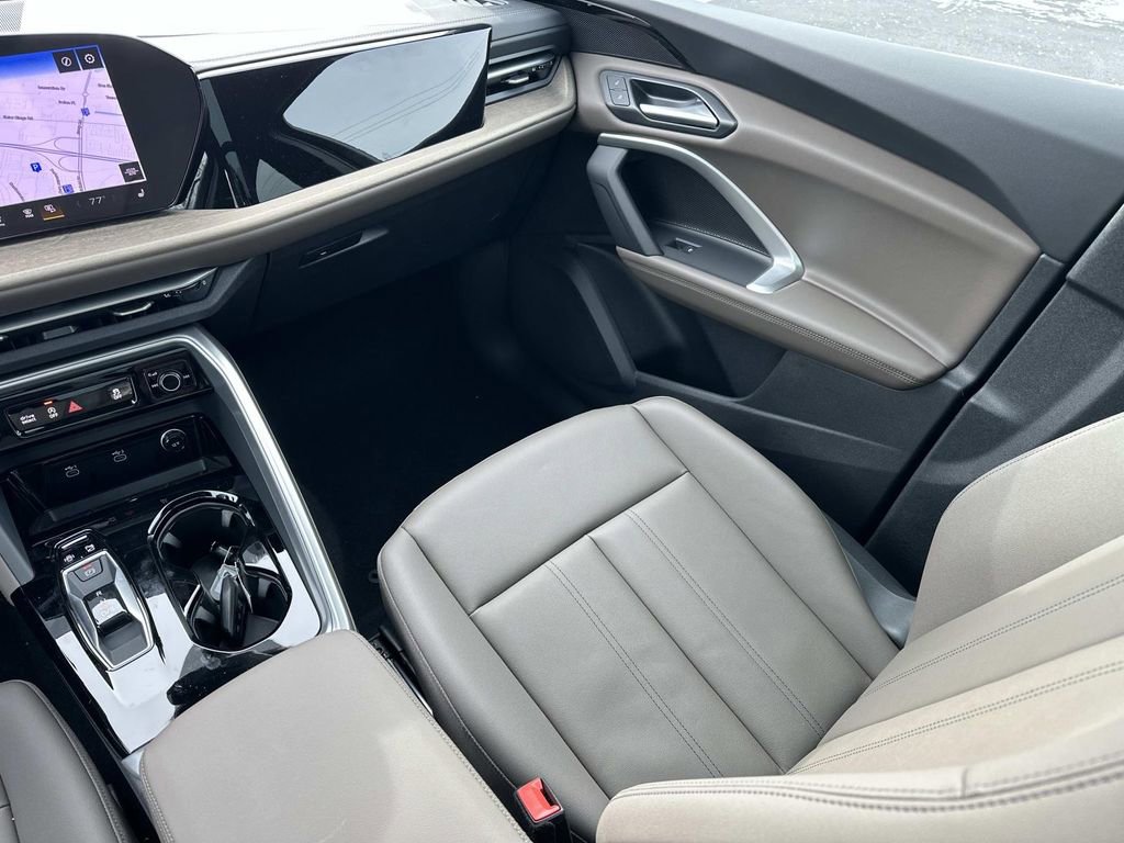 New 2025 Audi Q5 Premium image 30