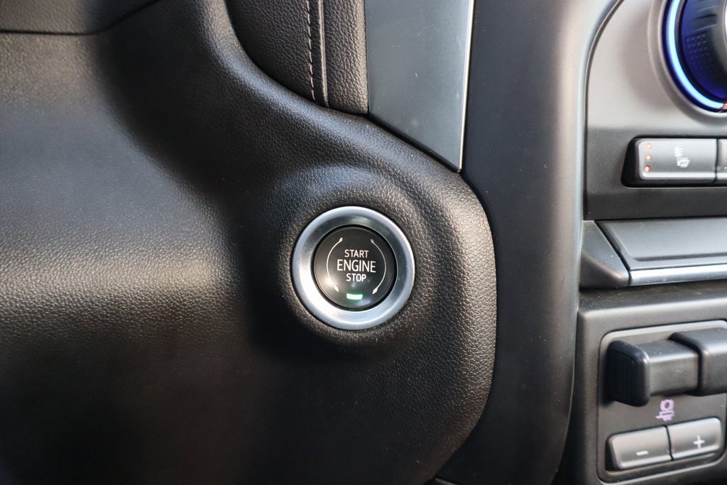 Used 2022 Chevrolet Silverado 3500 LT w/ Convenience Package image 12