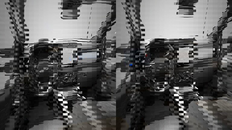 New 2026 Ford F450 Platinum w/ Platinum Plus Package image 29