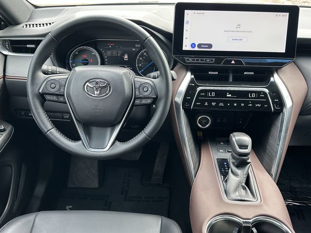 Certified 2024 Toyota Venza XLE image 11