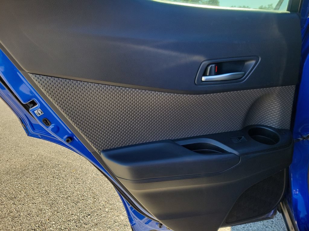 Used 2020 Toyota C-HR Limited FWD image 8
