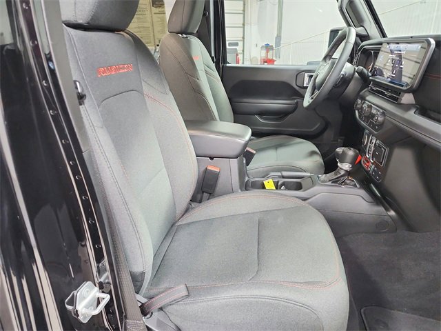 Used 2025 Jeep Wrangler Unlimited Rubicon image 35