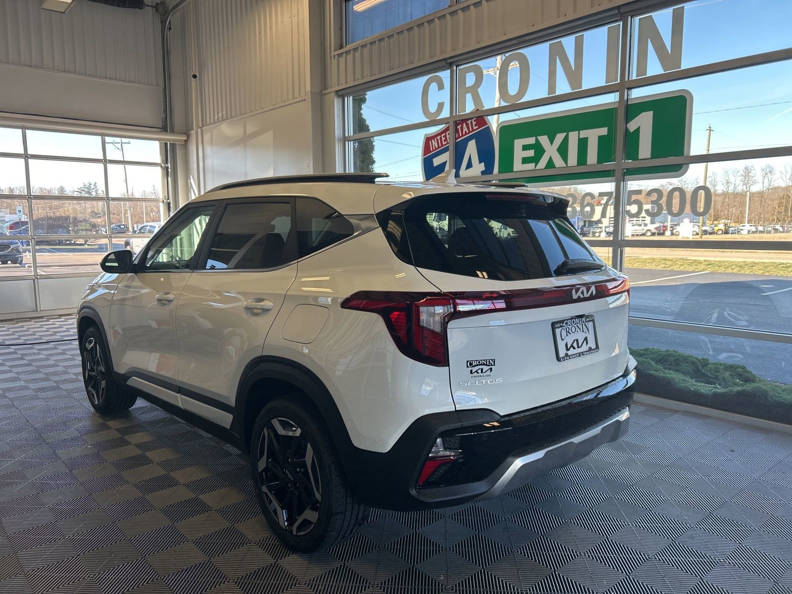 New 2026 Kia Seltos SX image 4