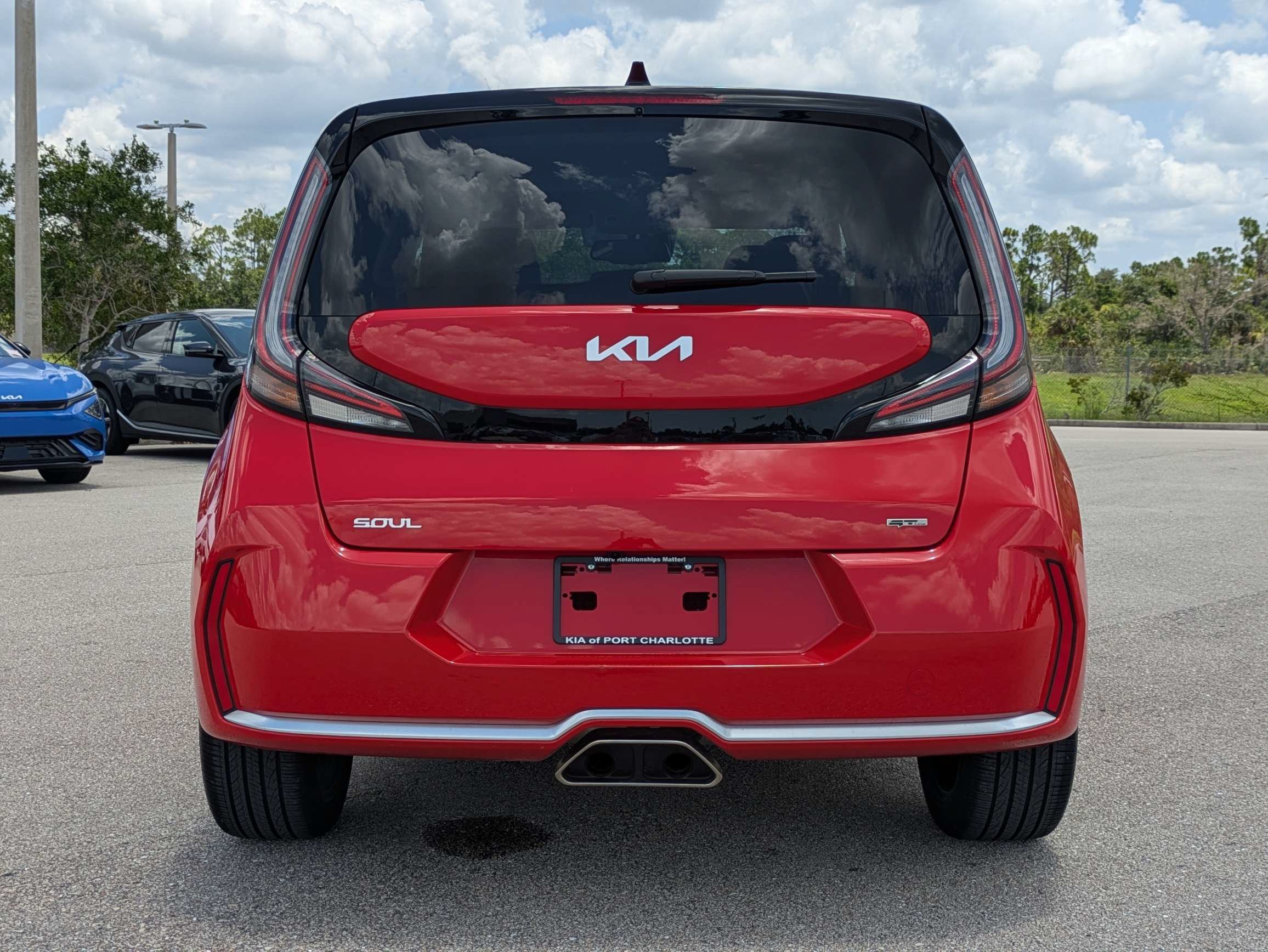 Certified 2025 Kia Soul GT-Line w/ GT-Line Technology Package FWD image 6