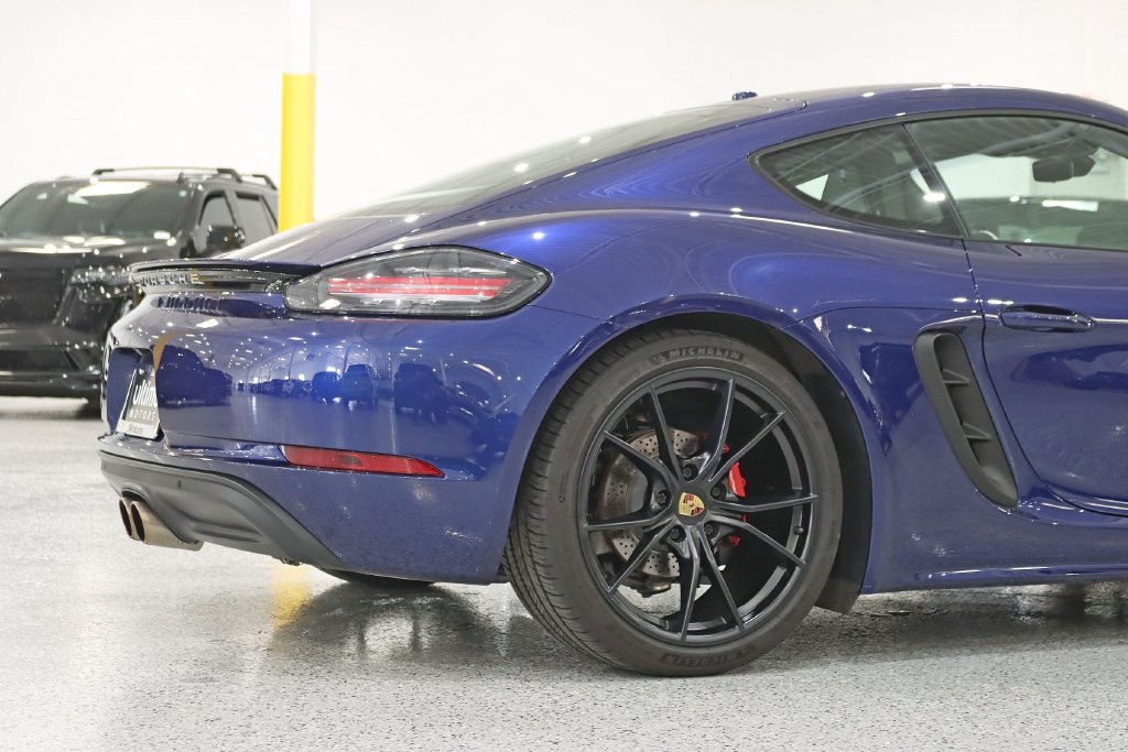 Used 2022 Porsche 718 Cayman S RWD image 10