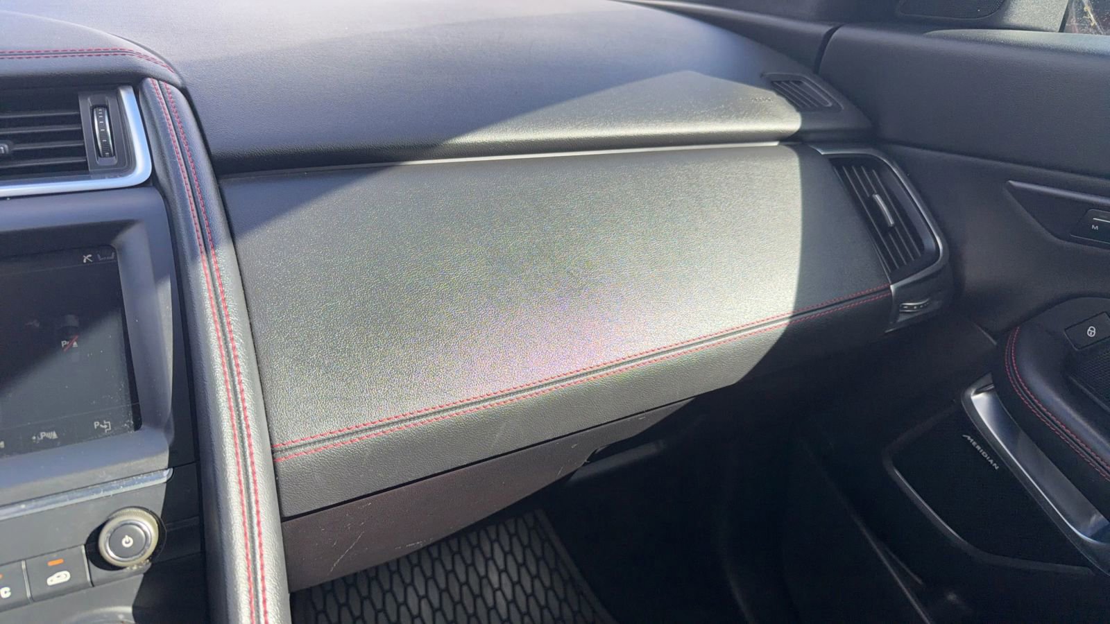 Used 2018 Jaguar E-PACE First Edition image 29