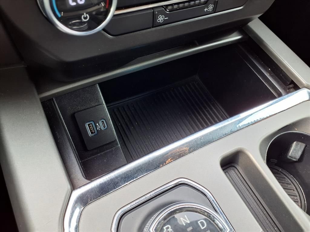 Used 2021 Ford Expedition XLT image 13