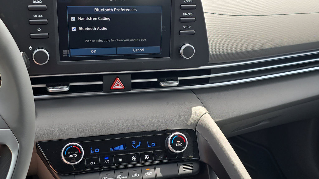 New 2026 Hyundai Elantra Sport FWD image 21