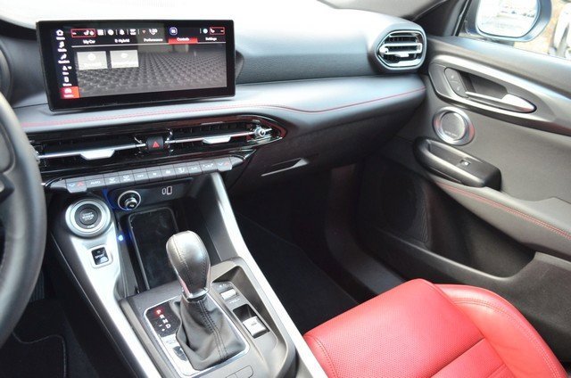 Used 2024 Dodge Hornet R/T Plus w/ Tech Pack Plus w/o Parking image 24