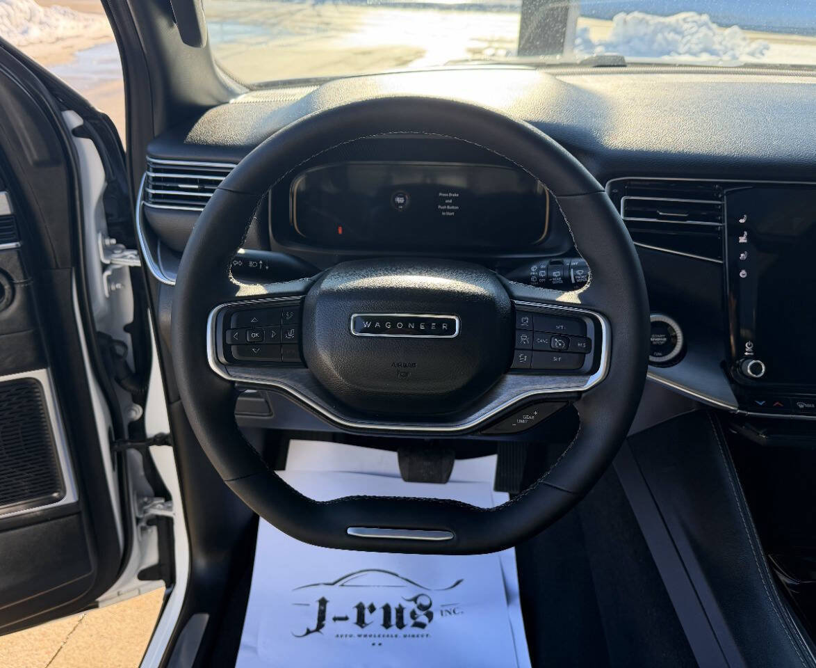 Used 2024 Jeep Wagoneer L Series II w/ Convenience Group I image 13