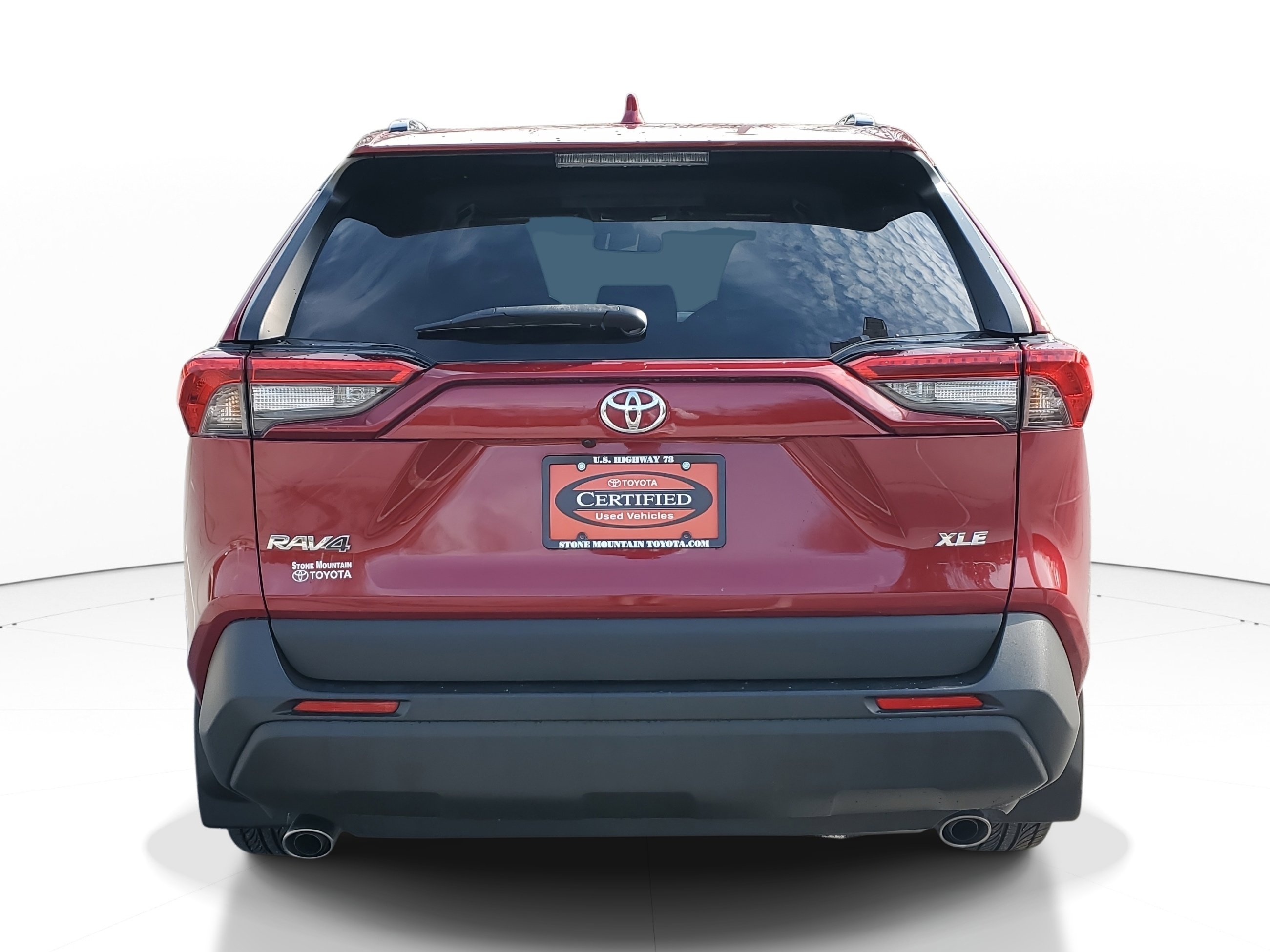 Certified 2021 Toyota RAV4 XLE w/ Convenience Package image 5