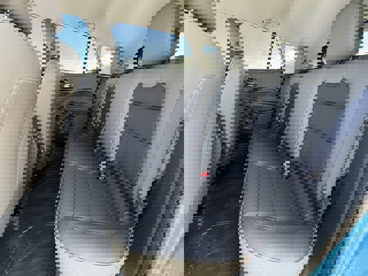 New 2026 Chevrolet Trax ACTIV w/ Sunroof Package image 24