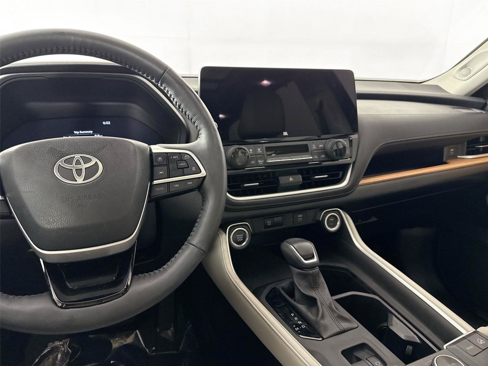 Certified 2024 Toyota Grand Highlander AWD image 34