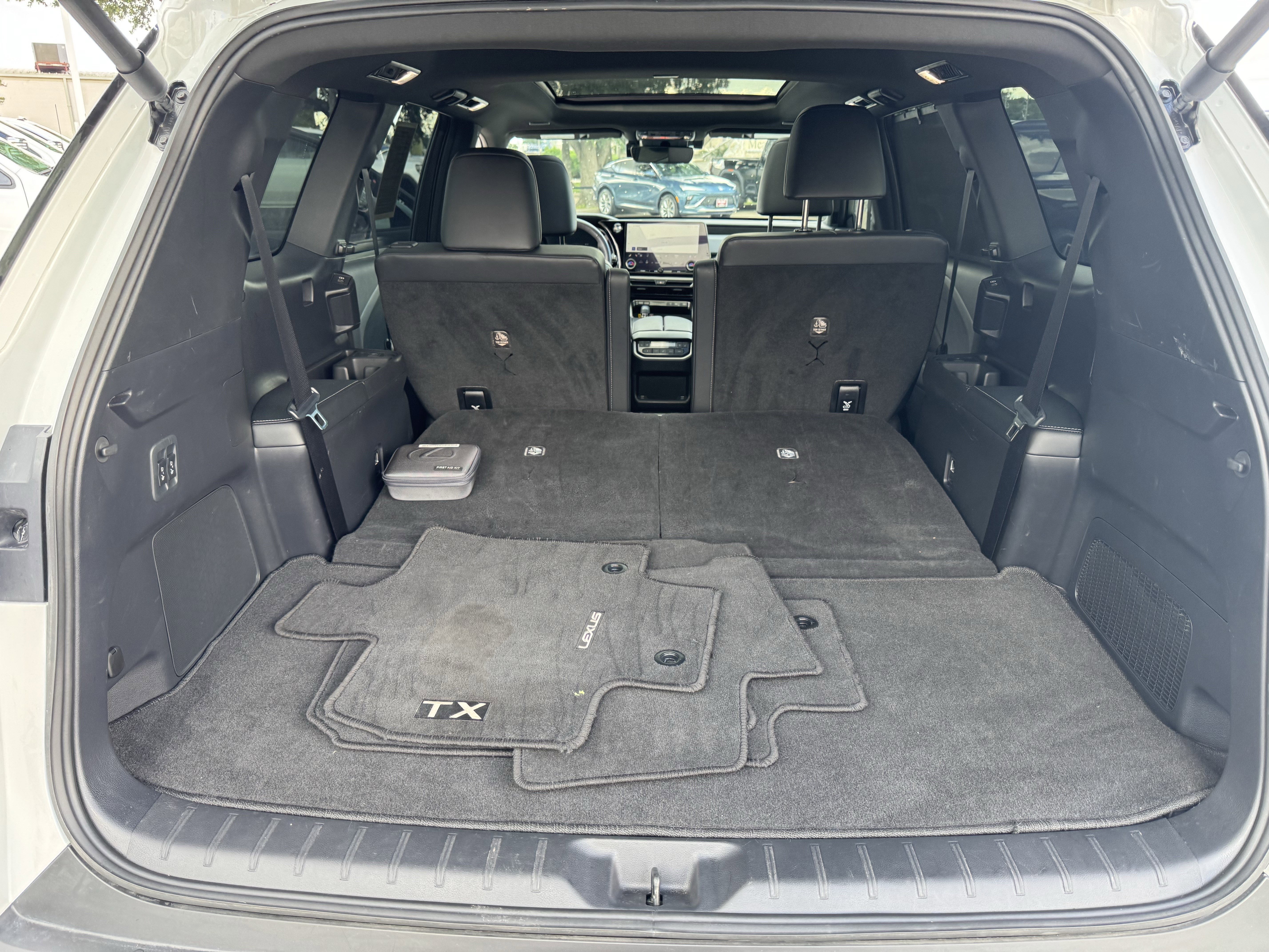 Used 2024 Lexus TX 350 AWD w/ Captains Chair Package image 31