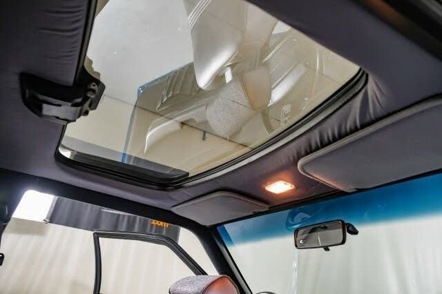 Used 1993 Ford Mustang Cobra image 17