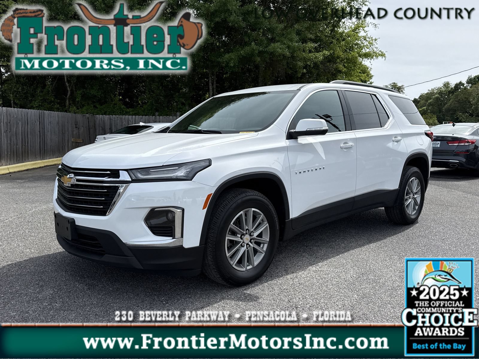 Used 2023 Chevrolet Traverse LT