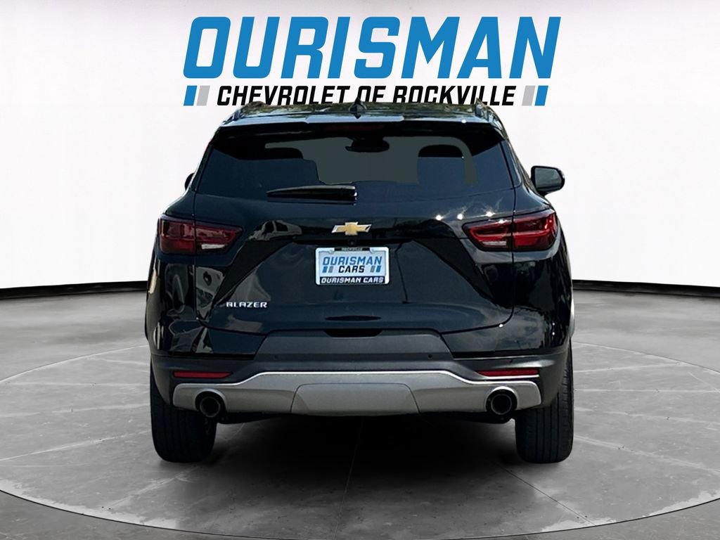 Used 2024 Chevrolet Blazer LT FWD image 5
