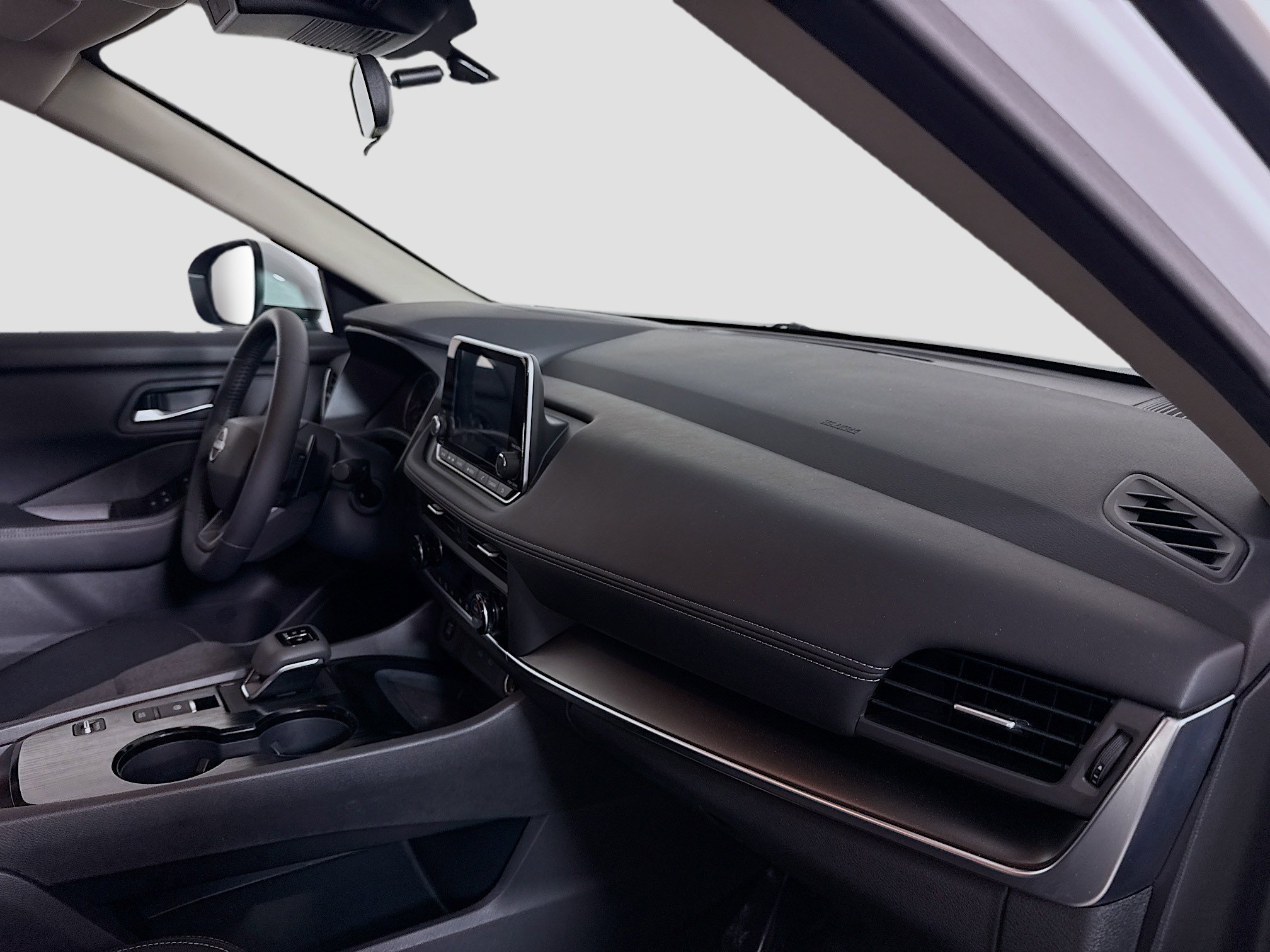 Used 2026 Nissan Rogue SV image 30