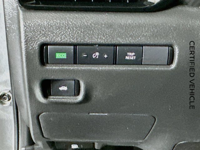 Certified 2024 Nissan Sentra SV FWD image 12
