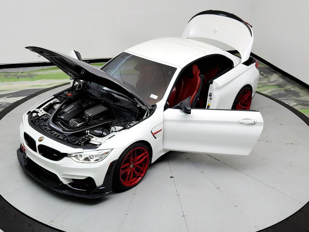 Used 2016 BMW M4 Convertible RWD image 32